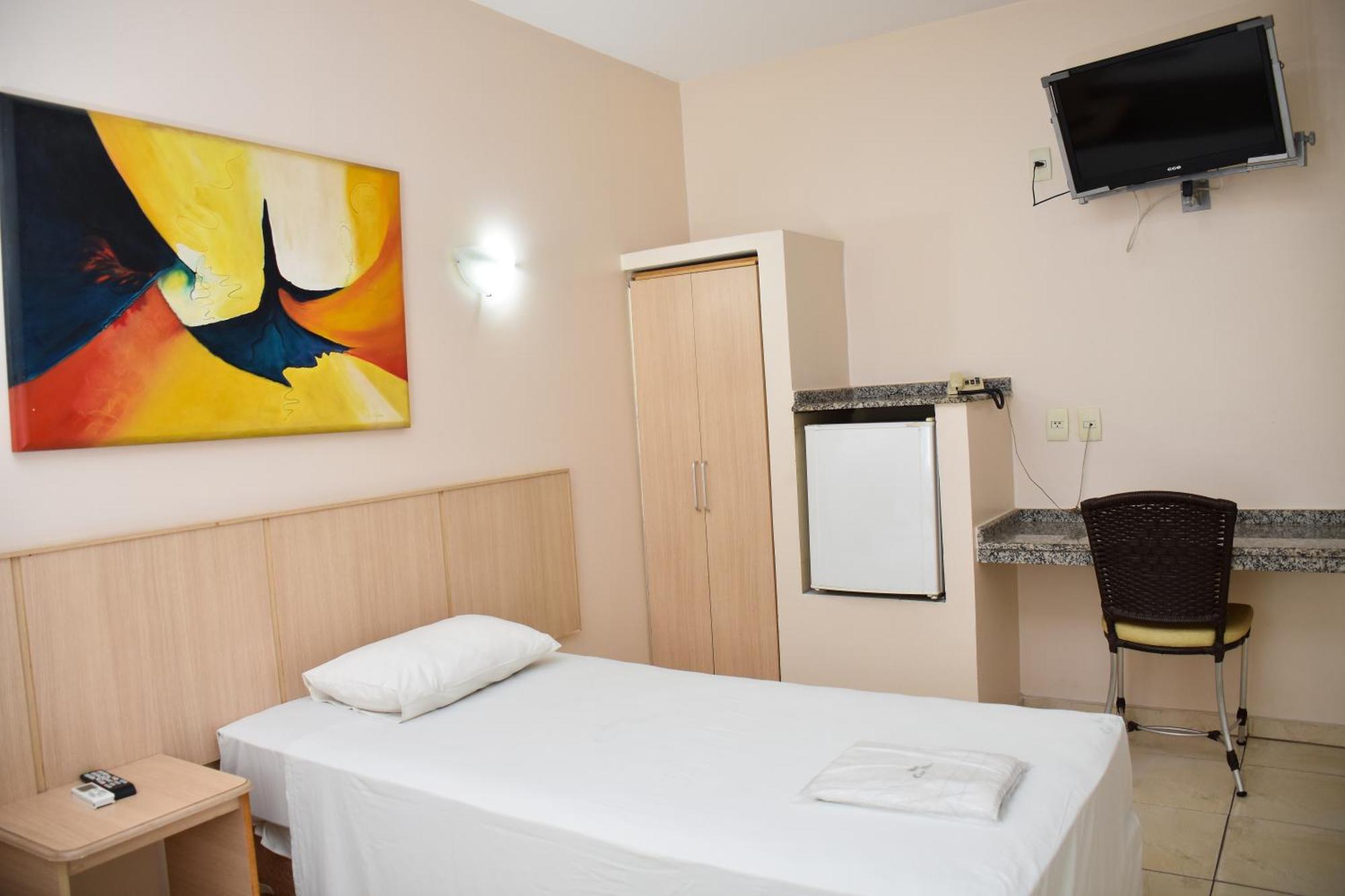 Hotel Casa Nova Várzea Grande Eksteriør bilde
