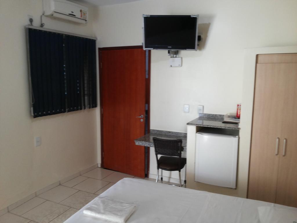 Hotel Casa Nova Várzea Grande Rom bilde