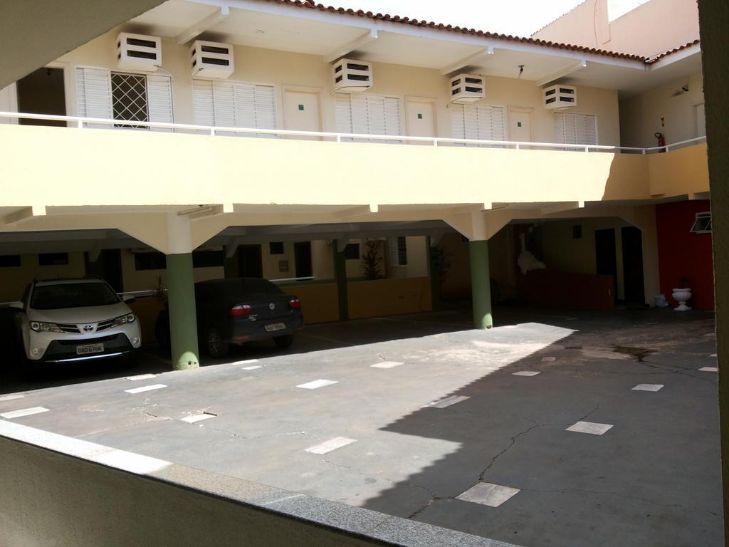 Hotel Casa Nova Várzea Grande Eksteriør bilde